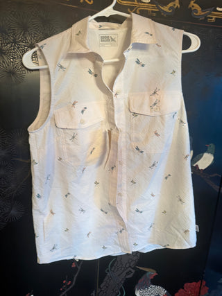 New with Tags Eddie Bauer Women's Mountain 3.0 Sleeveless Shirt with Dragonflies print Size Small
