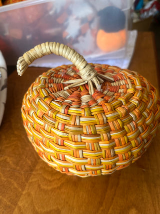 Decorative wicker pumpkin