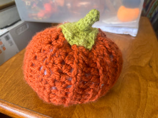 Crochet decorative pumpkin