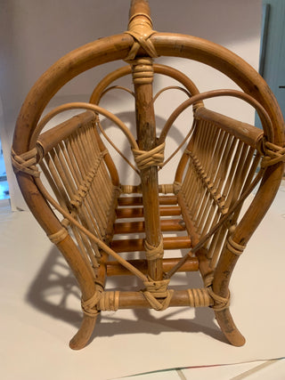 Vntg 11x18 rattan & wicker magazine rack