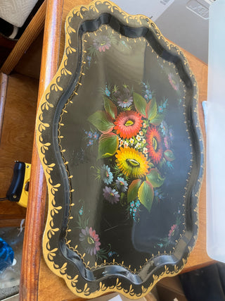 Hand painted vtge tole tray
