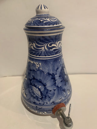 Vntg Blu/white floral pitcher w/lid 11”