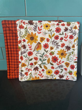 Hot Pad - Nuts About Fall