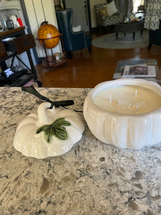 3-wick White Pumpkin Candle