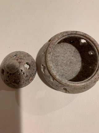 2,5" carved soapstone incense w/lid