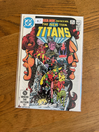 Comic Book: The New Teen Titans Issue 24