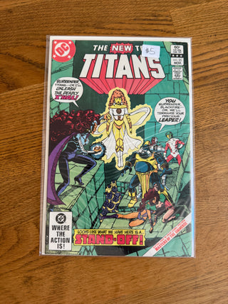 Comic Book: The New Teen Titans Issue 25