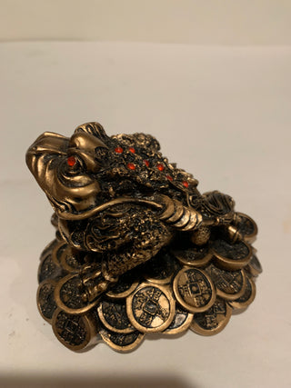 Bronze colored Money Frog 4”