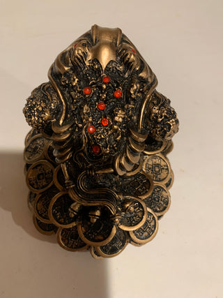 Bronze colored Money Frog 4”