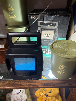 Vintage Sony TV/Radio Watchman w BOX