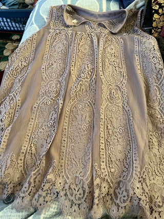 Plum Lace Sleeveless top