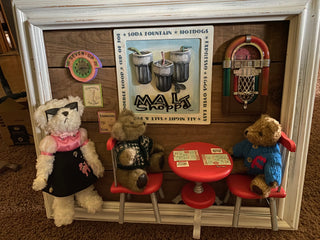 Bears in malt shop