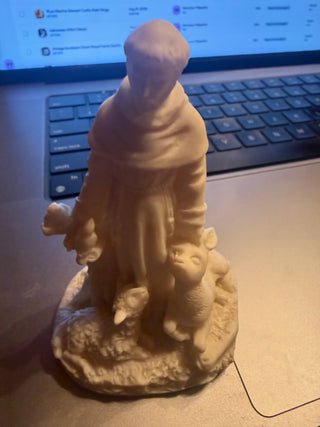 Saint Fracis of Assisi Statue in white resin 4"