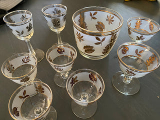 Vintage 1960s Libbey gold leaf  cocktail set