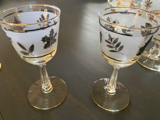 Vintage 1960s Libbey gold leaf  cocktail set