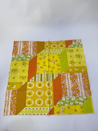 Set 4 Cloth Napkins Patchwork Print Yellow Orange Green Floral Approx 16 Inch