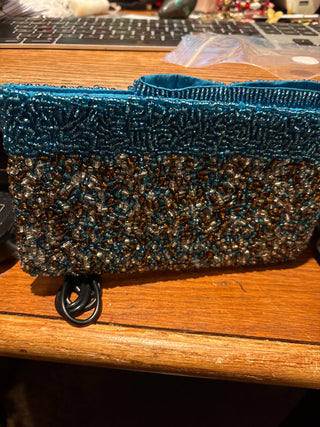 Vtg. beaded evening clutch (1980-90) tea;/brown 5"x8"