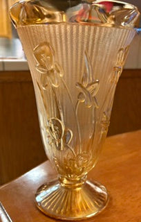Vntg Jeannette Glass Carnival Glass Vase