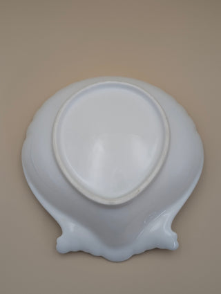 White Scallop Shell Bowl