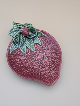 Bordallo Pinheiro Strawberry Dish