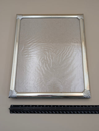 Connoisseur Gold Shell Corner Frame 8x10