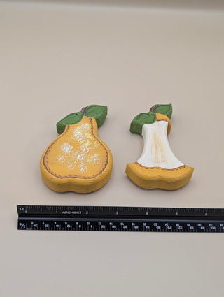 Wooden Pear Wall Decor Set