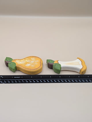 Wooden Pear Wall Decor Set