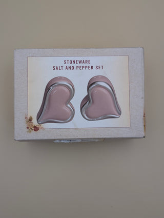 Cracker Barrel Pink Heart S&P Shaker Set