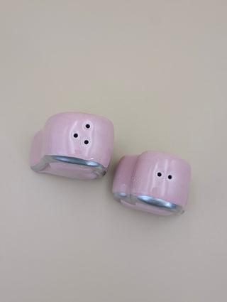 Cracker Barrel Pink Heart S&P Shaker Set