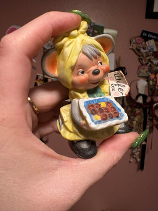 Mouse Wife Figurine