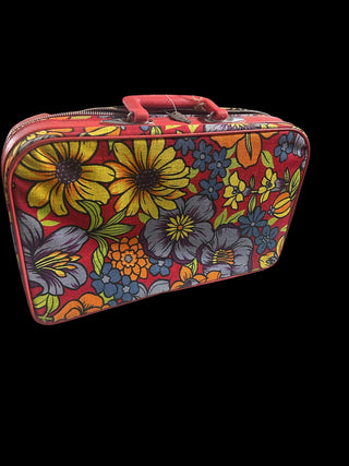 Vtg 1970s floral tapestry carry-on flight bag manufactured by The Jupiter Luggage Co
