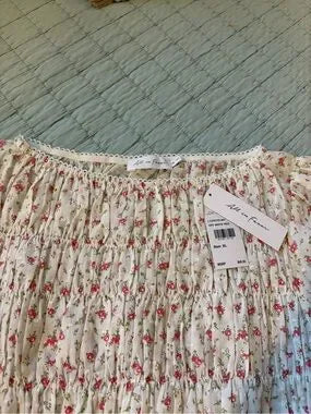 TOP: "All in Favor" Rosebud Smocked Top (XL)