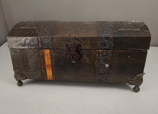 1800's Chest