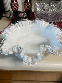 Vtg Fenton Spanish Lace Silver Double Crimped Milk Bowel Glass