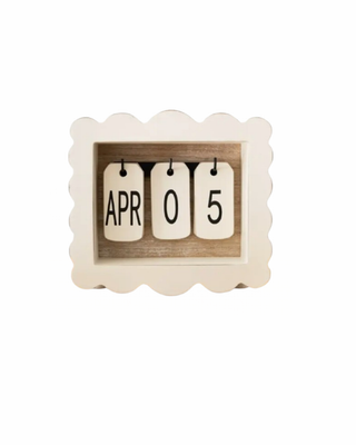 WOOD SCALLOP PERPETUAL CALENDAR