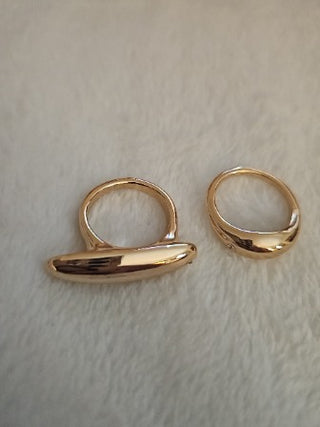 Goldtone Statement Ring Set of 2. Size 8