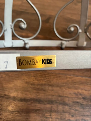 Bombay Kids Metal Crown for Canopy Beds RCD