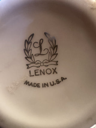 Lenox 7 3/4 White Bud Vase #62 VV MTS|106377