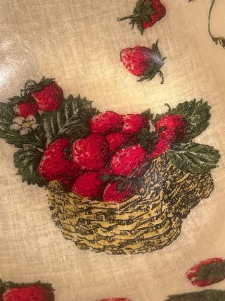 MCM ARTMOR Fiberglass Strawberry Serving Bowl   MTS