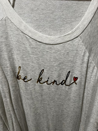 New with Tags, Women's Size 3X Soft, Grey Sweatshirt "Be Kind" RCD|119420