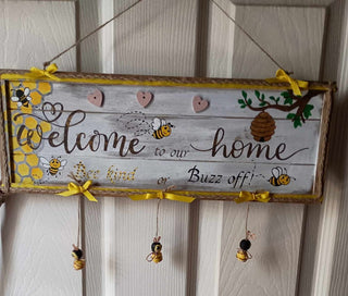 Bee Welcome sign rsv|83315