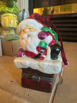 Vtg. Santa on Chimney Trinket Box tree ornament, porcelain RCD|95468