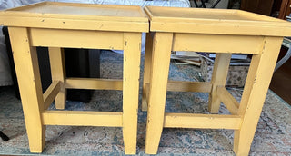 PAIR OF HEAVY SOLID WOOD YELLOW DISTRESSED POTTERY BARN TABLES/STOOLS 16"SQ X 18.5"H EXCELLENT CONDITION (KJS) RCD|49438