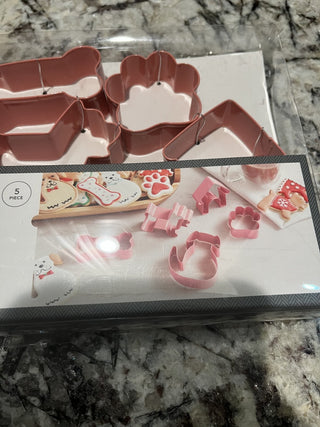 5 Piece Dog Themed Cookie Cutter Set RCD|116405