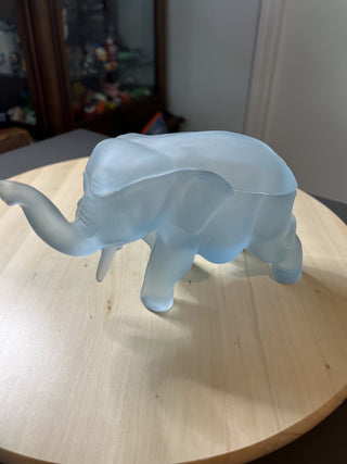 Blue Indiana Glass Tiara Elephant w/lid  RSV|64380
