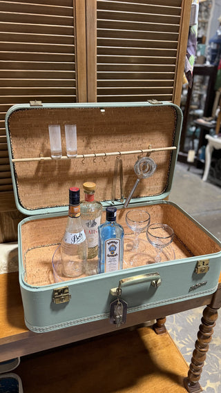 Green Lady Baltimore Suitcase Bar RCD|122868