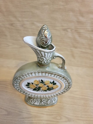 JMD- Vtg. 1969 Jim Beam "Yellow Roses" Whiskey Decanter w/ Stopper