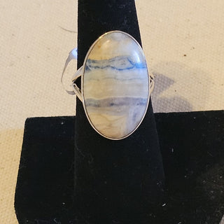 Sterling blue scheelite ring sz 7.5