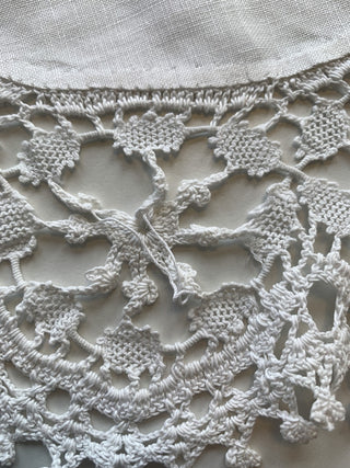 Linen and crochet doiley|51962