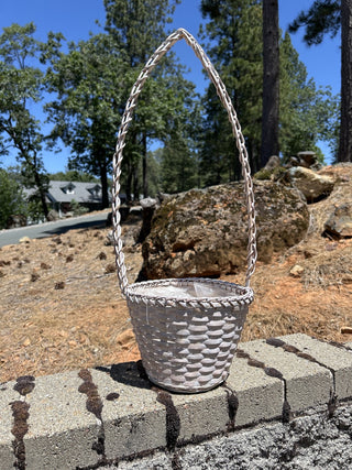 12F White Wicker Basket with Handle MTS|76963